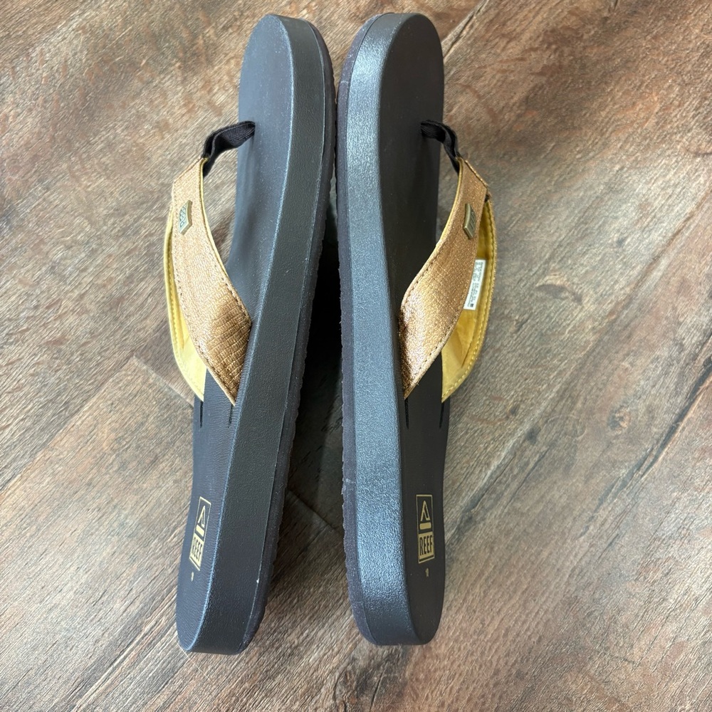 Reef Mia Sassy Flip Flops Womens 10 Brown Tan Thong Sandals Casual - Picture 6 of 7